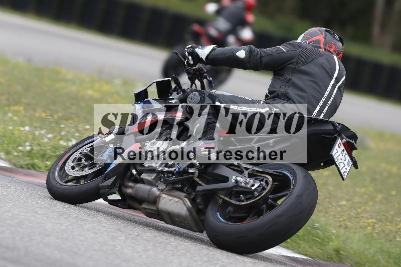 /37 28.07.2025 Dunlop Ride und Test Day ADR/Einsteiger gruen/19